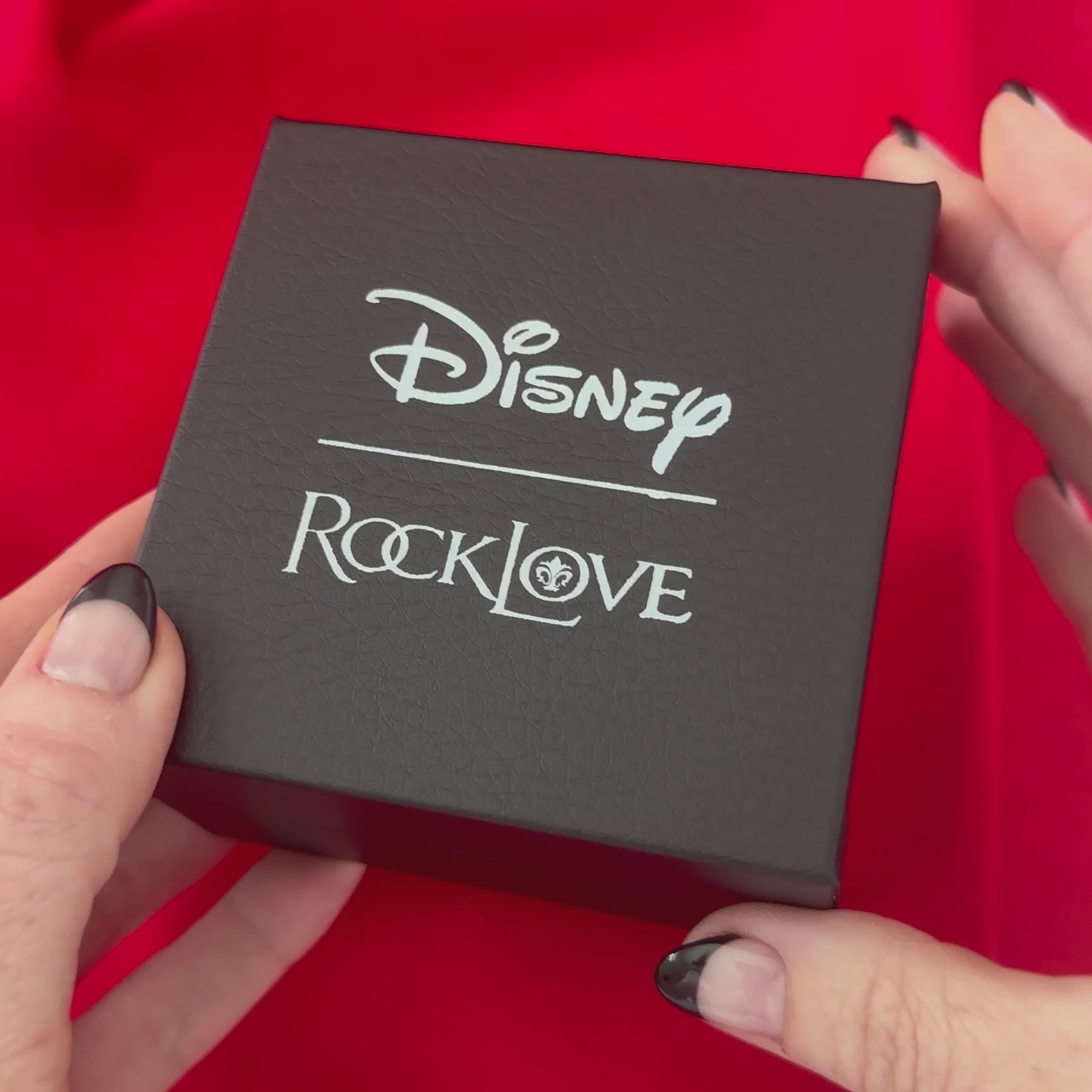 Disney x RockLove Disney Sleeping Beauty Maleficent Iconic Villains Necklace